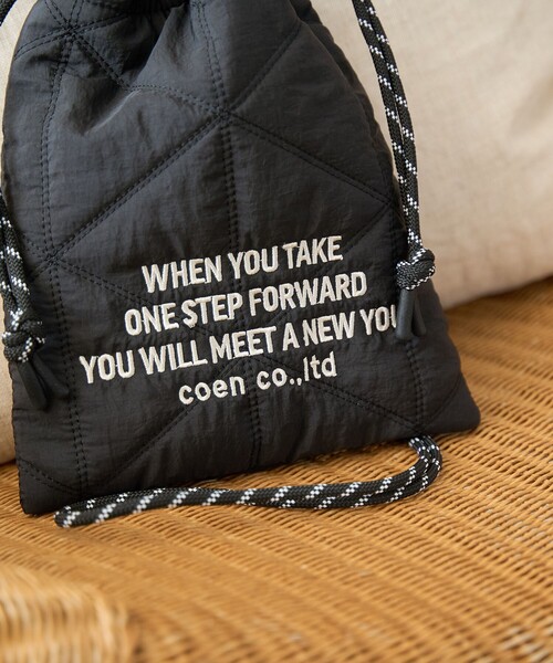 coen（コーエン）の「ロゴ刺繍 幾何柄 キルト巾着ショルダーバッグ（Sサイズ）（ショルダーバッグ・レディース・ライトブルー/ブラック/シルバー/ライム/ピンク/ホワイト/その他6・FREE）」の11枚目の写真