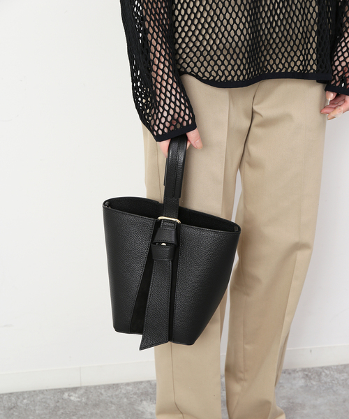 AULENTTI（オウレンティ）の「《追加2》AULENTTI/オウレンティ バケツバッグ FB-5976-DOSA（ハンドバッグ・レディース・ベージュ/ブラック・FREE）」の9枚目の写真