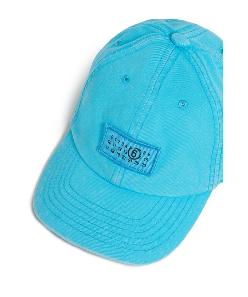 MM6 Maison Margiela（ｴﾑｴﾑｼｯｸｽ ﾒｿﾞﾝ ﾏﾙｼﾞｪﾗ）の「キッズ ベースボールキャップ MM6 KID（キャップ・キッズ・ライトブラウン/ブルー・Ⅲ/Ⅰ）」の7枚目の写真