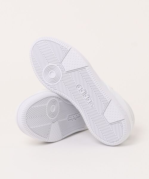 adidas（アディダス）の「【adidas】HOOPS MID CLASSIC（スニーカー・メンズ・ホワイト×ホワイト・25.0cm/25.5cm/26.0cm/26.5cm/27.0cm/27.5cm/28.0cm/29.0cm）」の3枚目の写真