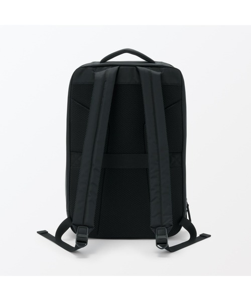 無印良品(ムジルシリョウヒン)の「肩の負担を軽くする 撥水 ビジネス リュックサック(薄型)(バックパック/リュック・レディース・ブラック・FREE)」の4枚目の写真
