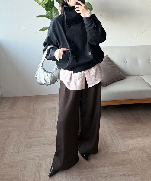 MUHET（ミュエータ）の「stand collar double breasted short coat / スタンドカラーダブルブレストショートブルゾン（ブルゾン・レディース・ベージュ/ネイビー・FREE）」の12枚目の写真