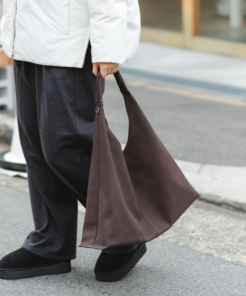 RODE SKO(ロデスコ)の「スエード調ワンハンドルトートバッグ(トートバッグ・レディース・グレー/ベージュ/ブラウン・ONE)」の8枚目の写真