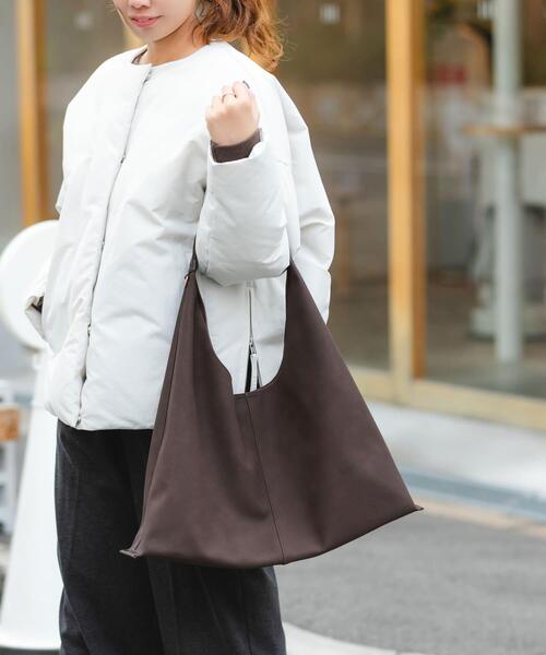 RODE SKO(ロデスコ)の「スエード調ワンハンドルトートバッグ(トートバッグ・レディース・グレー/ベージュ/ブラウン・ONE)」の9枚目の写真