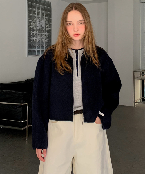 VASCARA(バスカラ)の「Handmade Wool Collar Basic Zip-up Jacket (2colors)(その他アウター・レディース・アイボリー/ネイビー・FREE)」の4枚目の写真