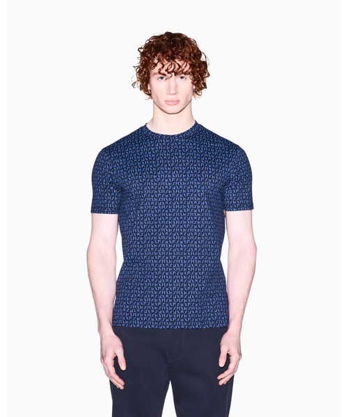 ARMANI EXCHANGE(アルマーニエクスチェンジ)の「【A|X アルマーニ エクスチェンジ】オールオーバースクエアロゴ 半袖クルーネックTシャツ/REGULAR(Tシャツ/カットソー・メンズ・ネイビー/アイボリー・X-LARGE/SMALL/MEDIUM/LARGE/XX-LARGE/X-SMALL)」の10枚目の写真