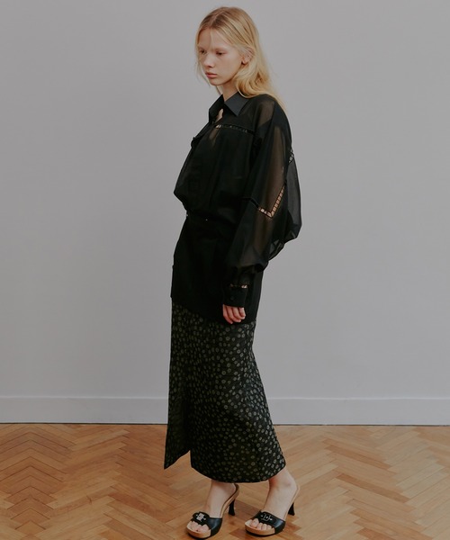 IRENENNE(アイレネ)の「フローラルジャカードレイヤードスカート / Floral Jacquard Layered Skirt(スカート・レディース・ブラック・38/36/34)」の2枚目の写真