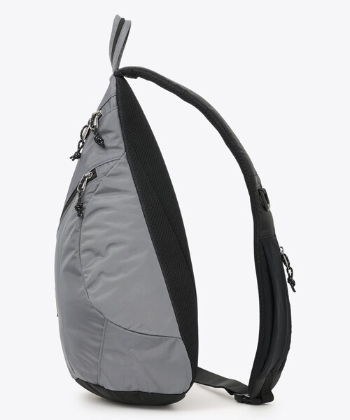 Columbia(コロンビア)の「Columbia/ パナシーアスリングバッグ /コロンビア(ボディバッグ/ウエストポーチ・レディース・ブラウン/ブルーグリーン/ブラック系その他2/ブラック/グレー/ブラック系その他・ONE SIZE)」の18枚目の写真