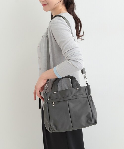 SHOO・LA・RUE(シューラルー)の「【撥水】9ポケットトート(トートバッグ・レディース・ブラック/グリーン/ダークグレー・00)」の8枚目の写真