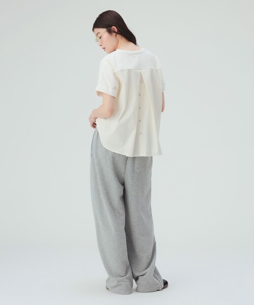 BEAMS HEART(ビームスハート)の「【360度どこから見てもお洒落】後釦 異素材 プルオーバー(Tシャツ/カットソー・レディース・ブラック/ネイビー/オフホワイト/グリーン・FREE)」の7枚目の写真