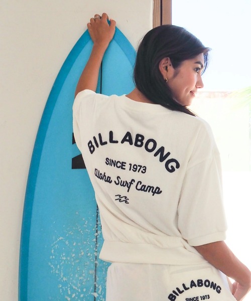 BILLABONG(ビラボン)の「BILLABONG/ビラボン 半袖 Tシャツ ロゴ バックプリント パイル生地 セットアップ対応 BG013303(Tシャツ/カットソー・レディース・ホワイト/アクア・M/L)」の1枚目の写真