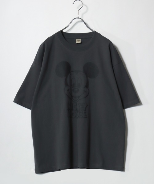 Disney(ディズニー)の「2026SS Disney/ディズニー ビンテージライクプリント フロント/バック/ラグラン 半袖Tシャツ レディース メンズ(Tシャツ/カットソー・レディース・ブルーグレー/ブラック系その他2/イエロー/スミクロ/アイボリー/ホワイト系その他/ブラック系その他/ホワイト系その他2・M/LL/L)」の19枚目の写真