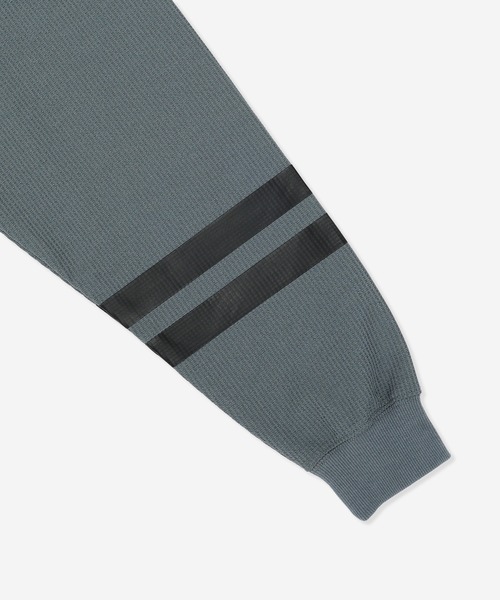 Hurley (ハーレー)の「【Hurley:ハーレー】ヘビーウエイトサーマルフルジップフーディ ジップパーカー 吸水速乾 THERMAL BP OVRSZD FZ HOODIE(パーカー・メンズ・ブラック/ブルーグレー/オフホワイト・LARGE/MEDIUM/SMALL/X-LARGE)」の13枚目の写真