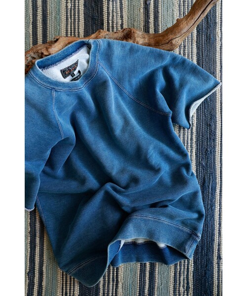 BEAMS PLUS（ビームスプラス）の「Sweat Short Sleeve Cut-Off Indigo（スウェット・メンズ・インディゴブルー・X-LARGE/LARGE/MEDIUM/SMALL）」の2枚目の写真