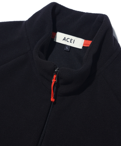 ACEI（アセイ）の「ポケット配色アーバンフリースジャケット [UNI] ブラック（ナイロンジャケット・メンズ・ブラック・MEDIUM/LARGE/SMALL）」の3枚目の写真