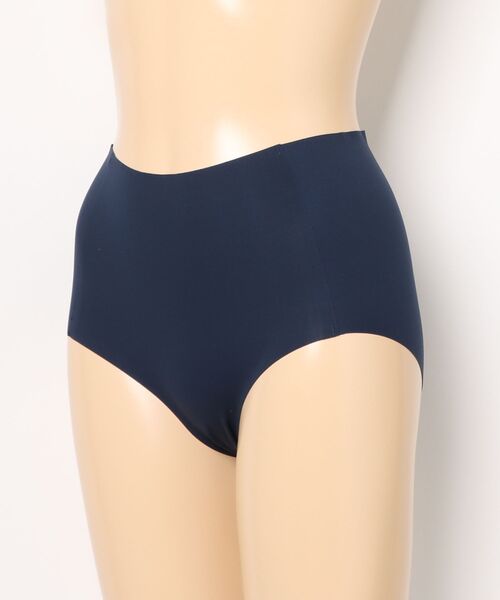 tu-hacci(ツーハッチ)の「シームレスショーツ(ショーツ・レディース・ブラック/ライトブルー/ライトベージュ/キナリ/ベージュ/ネイビー・MEDIUM/LARGE/X-LARGE)」の20枚目の写真