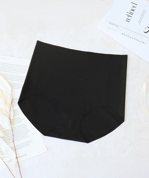 tu-hacci(ツーハッチ)の「シームレスショーツ(ショーツ・レディース・ブラック/ライトブルー/ライトベージュ/キナリ/ベージュ/ネイビー・MEDIUM/LARGE/X-LARGE)」の12枚目の写真