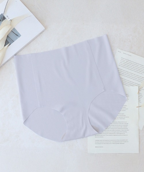 tu-hacci(ツーハッチ)の「シームレスショーツ(ショーツ・レディース・ブラック/ライトブルー/ライトベージュ/キナリ/ベージュ/ネイビー・MEDIUM/LARGE/X-LARGE)」の15枚目の写真