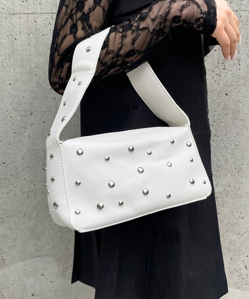 3.3 Field Trip (3.3フィールドトリップ)の「3.3 Field Trip/スタッズデザインハンドバッグ(ハンドバッグ・レディース・ブラック/オフホワイト・FREE)」の4枚目の写真