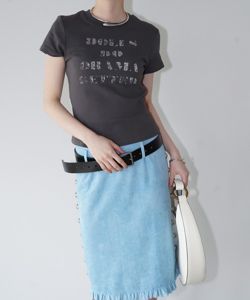 chuclla(チュクラ)の「ロゴプリントクロップドTシャツ chw26s153(Tシャツ/カットソー・レディース・チャコールグレー/ライトブルー/ホワイト・FREE)」の4枚目の写真