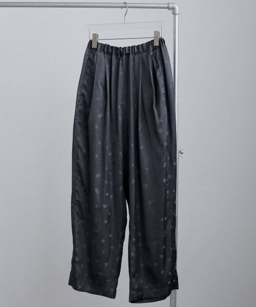 anuke(アンヌーク)の「anuke Flower Jacquard Roughpants フラワージャガードラフパンツ/62620717(その他パンツ・レディース・チャコールグレー・36)」の7枚目の写真