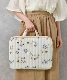 Wpc. Patterns（ダブリュピーシーパターンズ）の「フラワーはっ水キルティングPCケースL（PC・タブレットケース）」