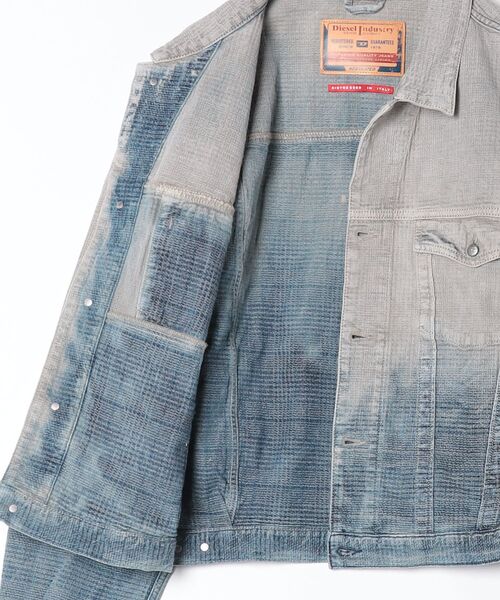 DIESEL(ディーゼル)の「メンズ デニムジャケット D-RANGER(デニムジャケット・メンズ・ブルー系その他・X-LARGE)」の8枚目の写真