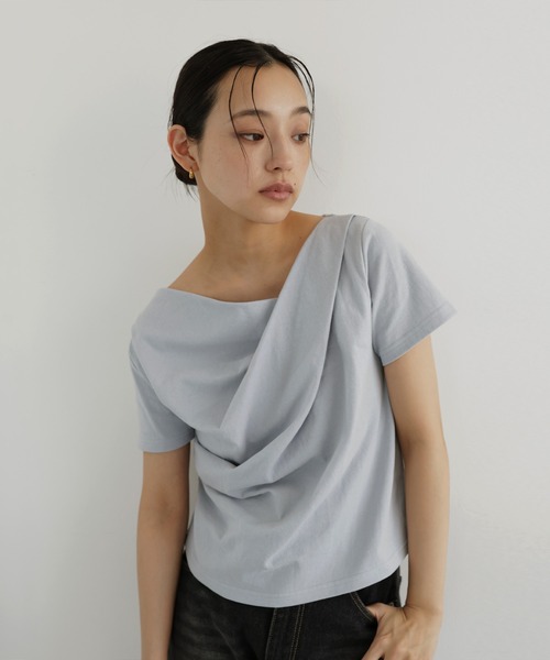 hellam(へラム)の「ドレープデザイン半袖Tシャツ(Tシャツ/カットソー・レディース・ホワイト/ブラック/イエロー/オートミール/チャコール/ブルー・FREE)」の21枚目の写真