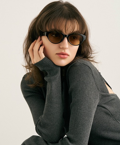 NUEF （ヌエフ）の「ホックスタイルサングラス｜カラーレンズ｜トレンド｜紫外線対策｜UVカット｜サングラス｜NUEF｜COLOR SUNGLASSES（サングラス・レディース・ブラウン/ブラック/ブラック系その他・FREE）」の11枚目の写真