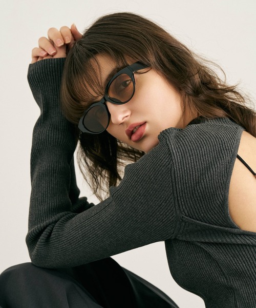 NUEF （ヌエフ）の「ホックスタイルサングラス｜カラーレンズ｜トレンド｜紫外線対策｜UVカット｜サングラス｜NUEF｜COLOR SUNGLASSES（サングラス・レディース・ブラウン/ブラック/ブラック系その他・FREE）」の13枚目の写真