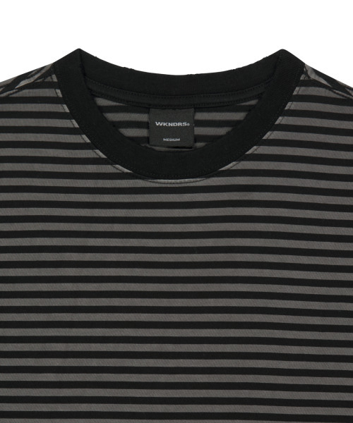 WKNDRS（ウィーキャンドース）の「[KOIN SEOUL] DAMAGED STRIPED T-SHIRT (CHARCOAL)（Tシャツ/カットソー・レディース・その他・SMALL/MEDIUM/LARGE/X-LARGE）」の4枚目の写真