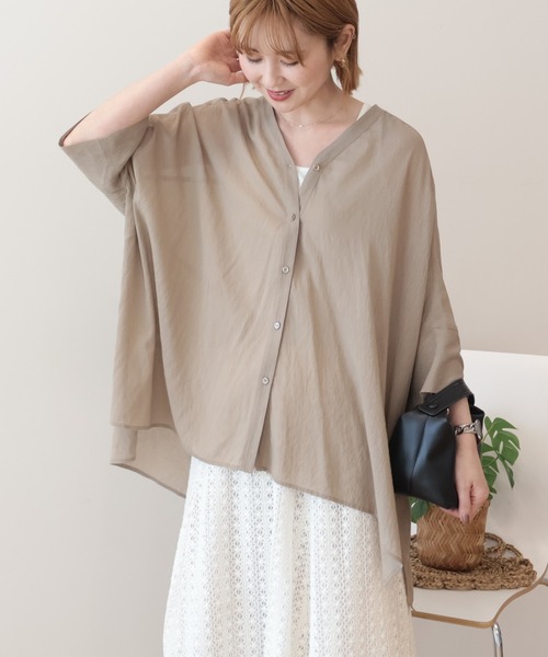 AMERICAN HOLIC（アメリカンホリック）の「【接触冷感】Vネックポンチョシャツ（シャツ/ブラウス・レディース・オフホワイト/グレイッシュベージュ/ミント/ダークネイビー・M/L）」の2枚目の写真