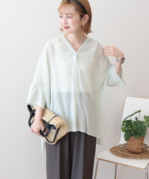 AMERICAN HOLIC（アメリカンホリック）の「【接触冷感】Vネックポンチョシャツ（シャツ/ブラウス・レディース・オフホワイト/グレイッシュベージュ/ミント/ダークネイビー・M/L）」の3枚目の写真