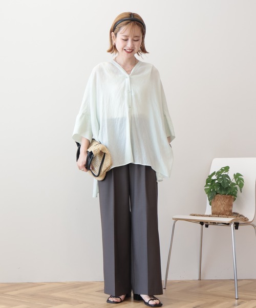 AMERICAN HOLIC（アメリカンホリック）の「【接触冷感】Vネックポンチョシャツ（シャツ/ブラウス・レディース・オフホワイト/グレイッシュベージュ/ミント/ダークネイビー・M/L）」の5枚目の写真