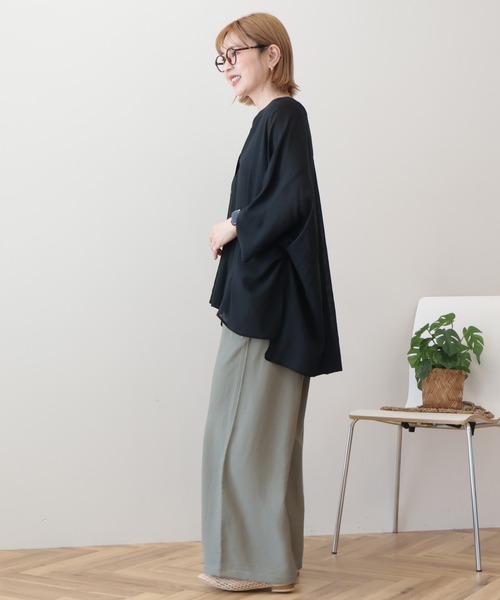 AMERICAN HOLIC（アメリカンホリック）の「【接触冷感】Vネックポンチョシャツ（シャツ/ブラウス・レディース・オフホワイト/グレイッシュベージュ/ミント/ダークネイビー・M/L）」の14枚目の写真