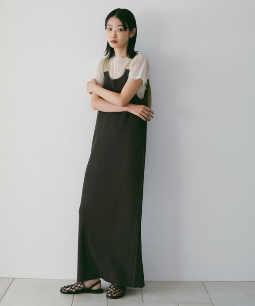 anuke(アンヌーク)の「salopette Knit Onepiece(ワンピース・レディース・チャコールグレー/ブラウン・38inch/36inch)」の1枚目の写真