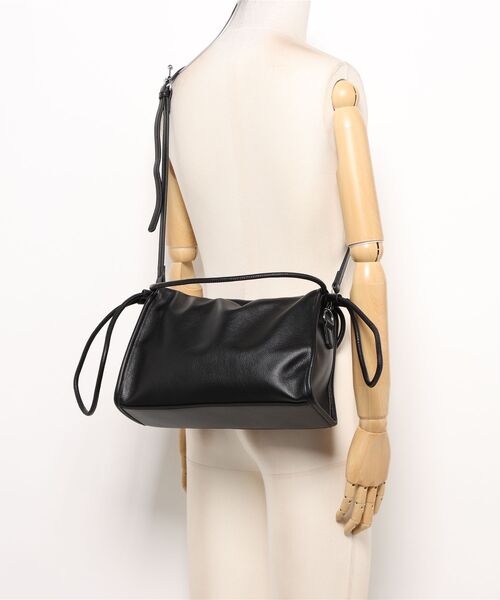 Anclear oui(アンクリアウィ)の「2WAYギャザーバッグ(ショルダーバッグ・レディース・Black/Beige/LT.Gray/White・F)」の21枚目の写真