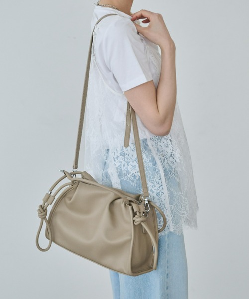 Anclear oui(アンクリアウィ)の「2WAYギャザーバッグ(ショルダーバッグ・レディース・Black/Beige/LT.Gray/White・F)」の17枚目の写真