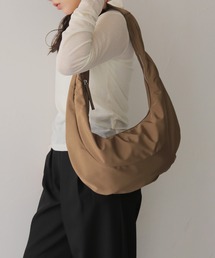 【cheriella】ワンショルダーホーボーバッグ ONE-SHOULDER HOBO BAG