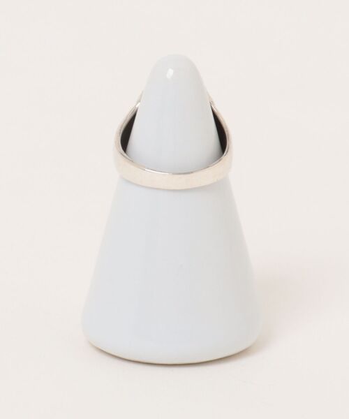 Indian Jewelry（インディアンジュエリー）の「THEATER シアター ロングオーバルモチーフシルバーリング  Made in USA（リング・レディース・シルバー・#10）」の2枚目の写真