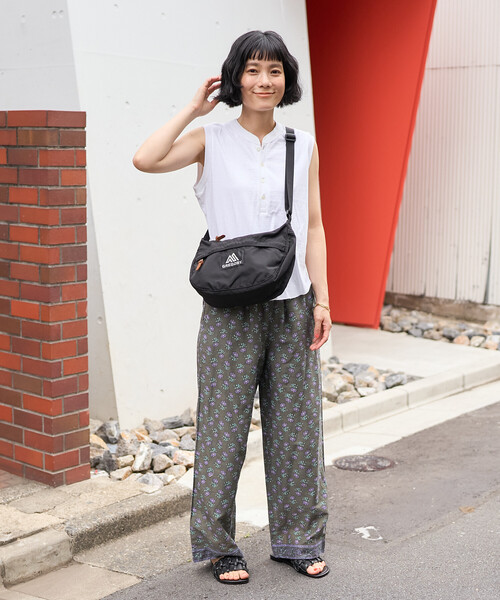 FREAK'S STORE(フリークスストア)の「Americana/アメリカーナ クロップド ノースリーブ ヘンリーネックトップス(Tシャツ/カットソー・レディース・グレー/ホワイト/ピンク・フリ-)」の5枚目の写真