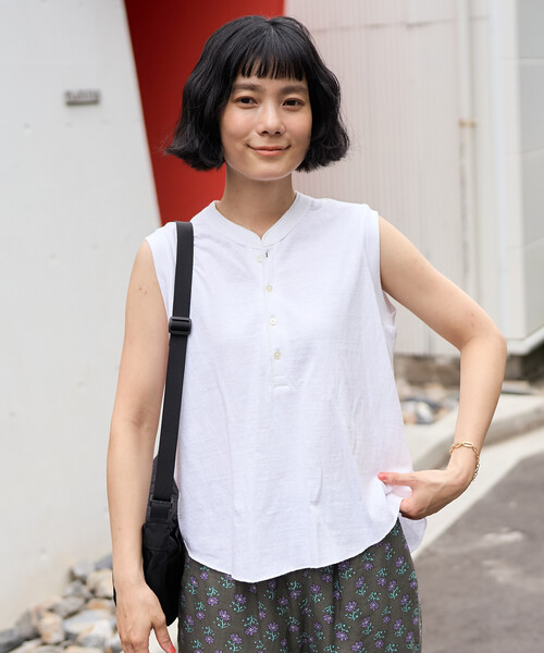 FREAK'S STORE(フリークスストア)の「Americana/アメリカーナ クロップド ノースリーブ ヘンリーネックトップス(Tシャツ/カットソー・レディース・グレー/ホワイト/ピンク・フリ-)」の7枚目の写真