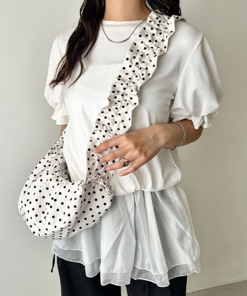 wears(ウェアーズ)の「2wayドットギャザーワンショルダーバッグ(ショルダーバッグ・レディース・ブラック/ホワイト・FREE)」の17枚目の写真
