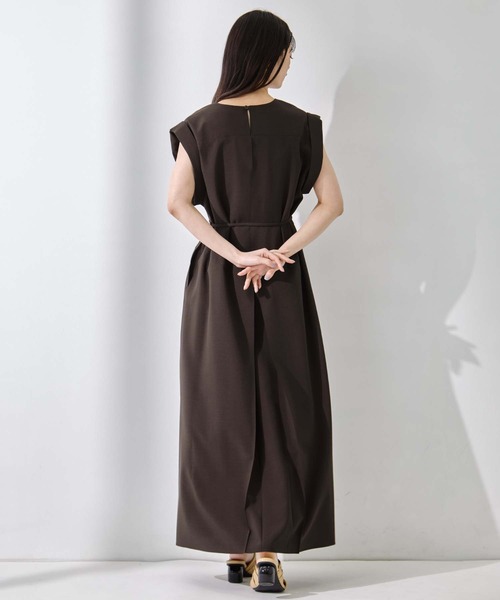 STUDIOUS（ステュディオス）の「【STUDIOUS/ステュディオス】Back Tucked Dress/バックタックドレス（ワンピース・レディース・ブラウン/ライトブルー/グレー・1/2）」の14枚目の写真