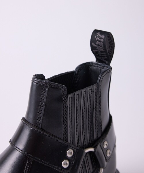 M TO R(ムウトアール)の「【Dr.Martens】HARNESS RING BOOTS(ブーツ・レディース・ブラック・6/4)」の5枚目の写真