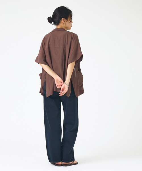 AGOLDE(エーゴールドイー)の「【AGOLDE/エーゴールドイー】Low Curve Crop Jean (Weightless) In Crushed クロップド カーブデニム(デニムパンツ・レディース・ブラック・24/25/26)」の16枚目の写真