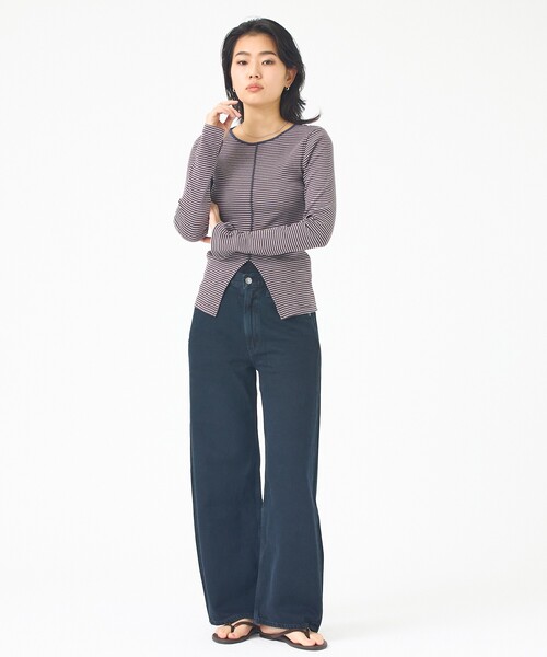 AGOLDE(エーゴールドイー)の「【AGOLDE/エーゴールドイー】Low Curve Crop Jean (Weightless) In Crushed クロップド カーブデニム(デニムパンツ・レディース・ブラック・24/25/26)」の14枚目の写真