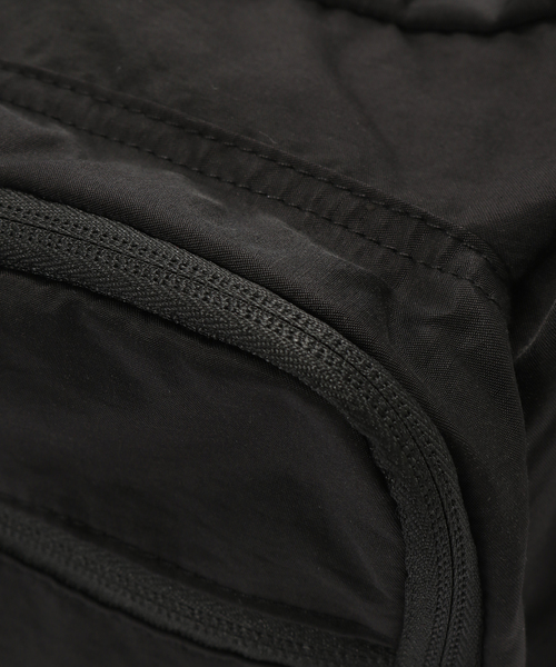 B.C STOCK(ベーセーストック)の「FELLOWWW / フェロー NY SHOULDER BAG(ショルダーバッグ・メンズ・ブラック/ブラウン/ネイビー・FREE)」の16枚目の写真