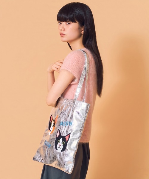Casselini(キャセリーニ)の「Casselini(キャセリーニ)メタリック刺繍トート(トートバッグ・レディース・シャンパン/ピンク/ブルー/シルバー・FREE)」の22枚目の写真