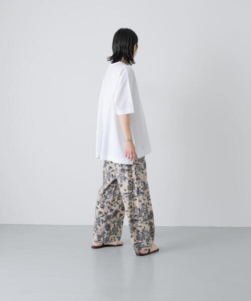 かぐれ(カグレ)の「オーバークルーネックカットソー(Tシャツ/カットソー・レディース・ブラック/オフホワイト・FREE)」の9枚目の写真